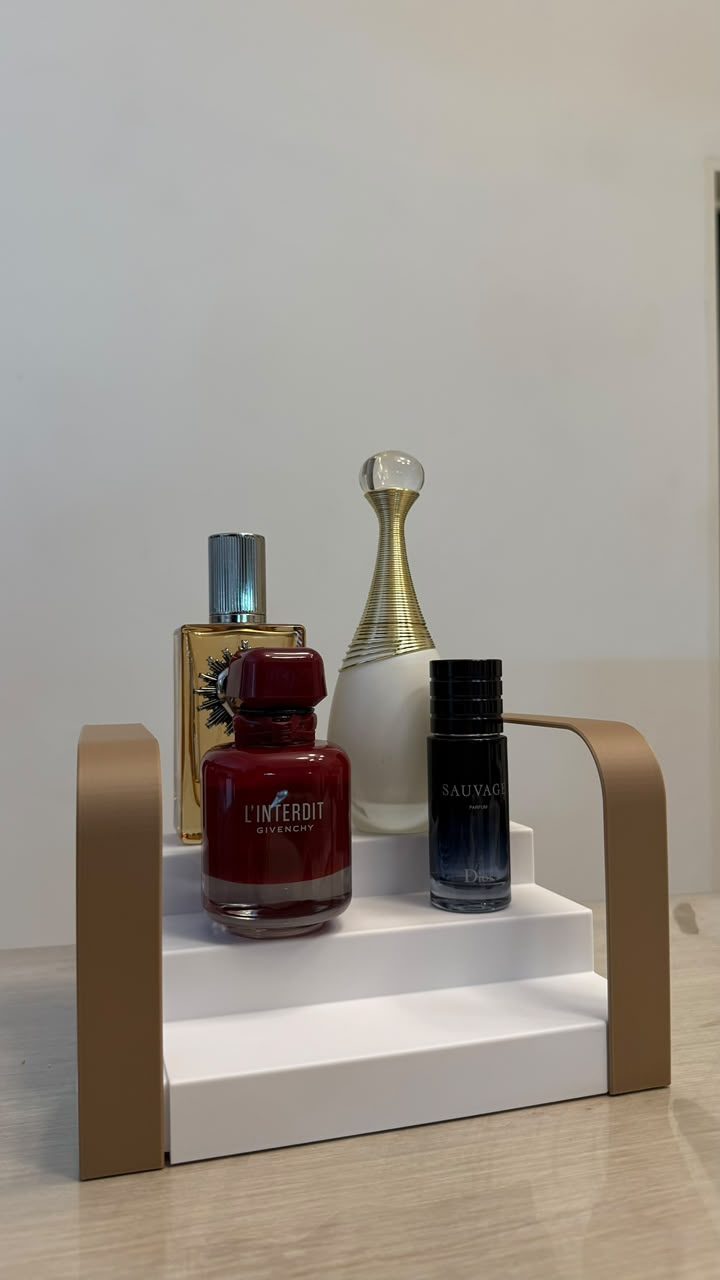 Exhibidor de Perfumes